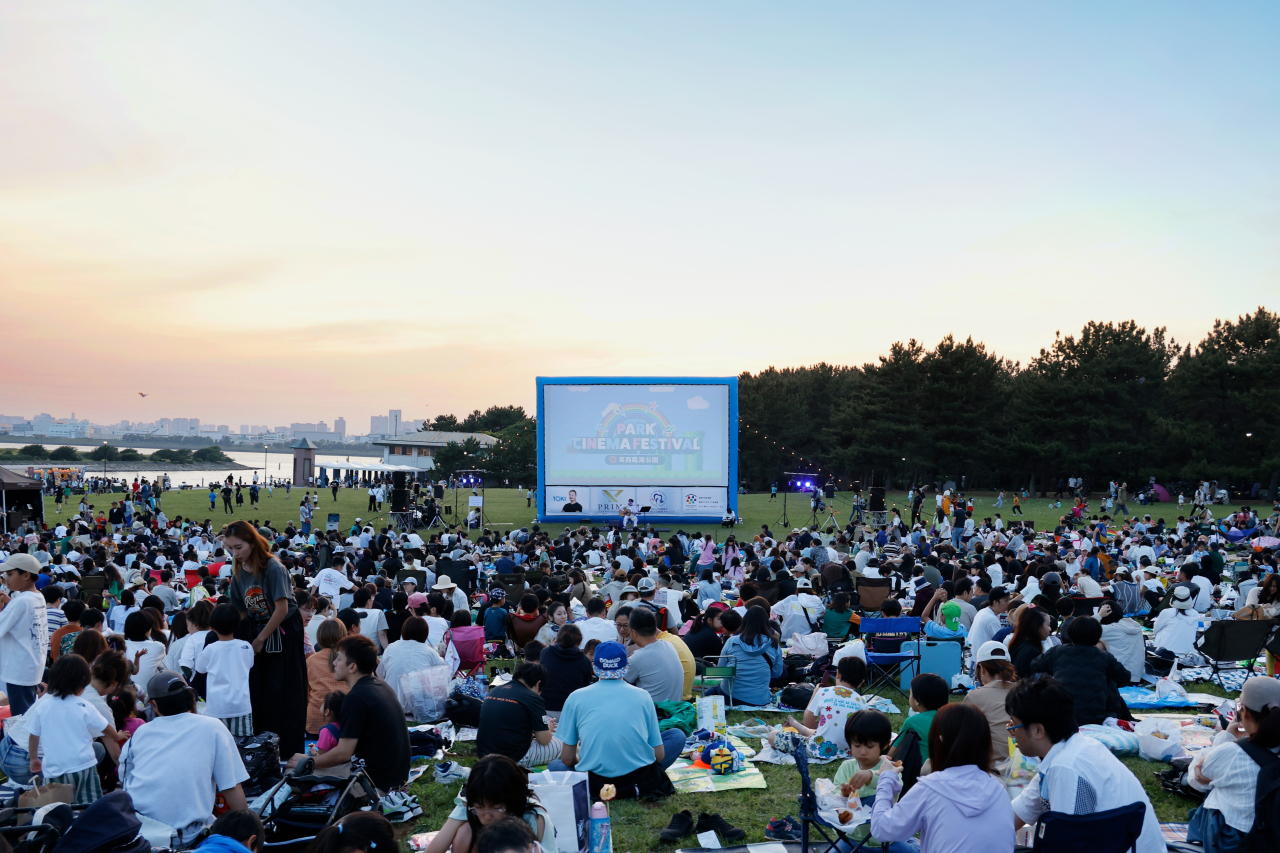 パークシネマフェスティバルin葛西臨海公園風景
